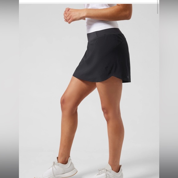 Athleta ‘Run With It’ Skirt/Skort - Picture 5 of 9
